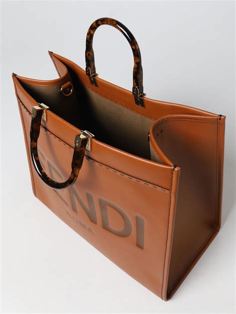 fendi borse regioni campania|borse donna Fendi it.